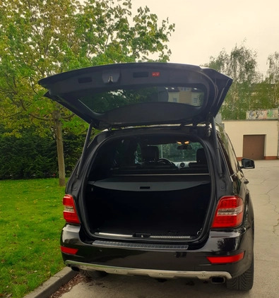 Mercedes-Benz ML cena 60500 przebieg: 199000, rok produkcji 2010 z Żychlin małe 352